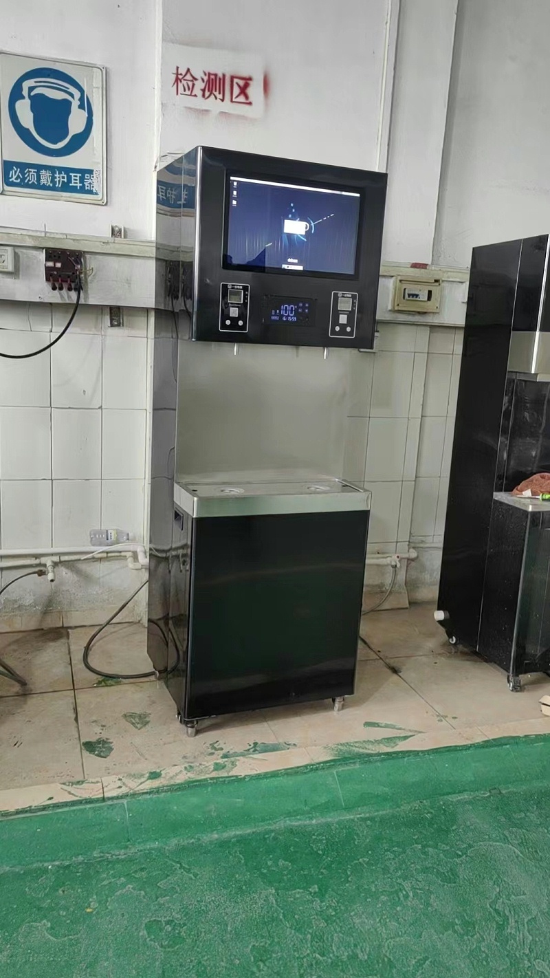 多媒體廣告屏掃碼直飲水機(jī)
