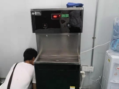 深裝總建設集團-辦公室為什么安裝圣藍直飲水機呢？