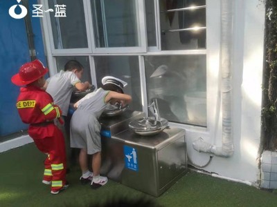 幼兒園戶外直飲水臺-專為孩子設(shè)置，呵護(hù)孩子飲水健康